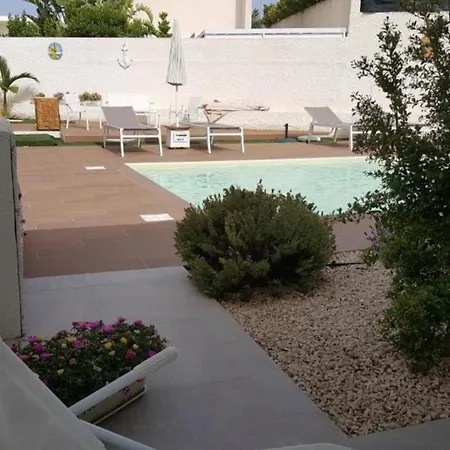 Heraia Con Piscina Marina di Ragusa